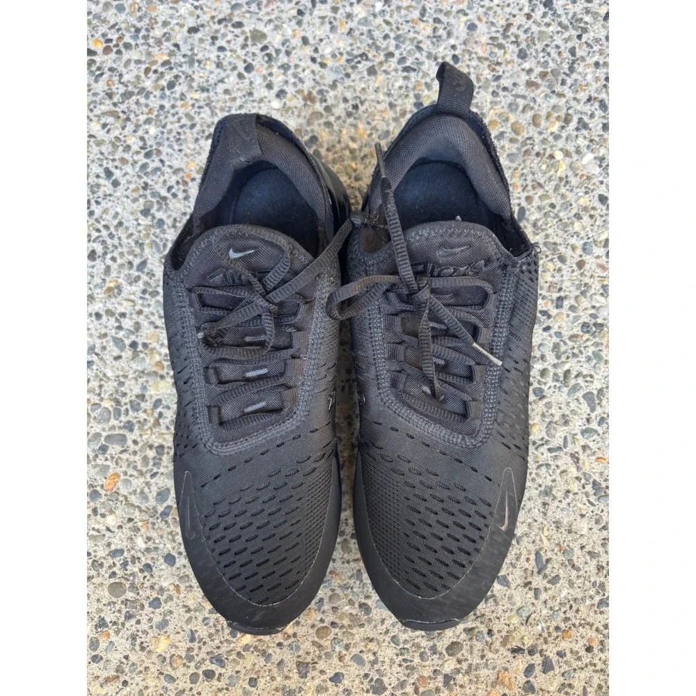 Nike Air Max 270 Women's Triple Black Sneakers AH6789-006 Size 9.5 Running Shoes
